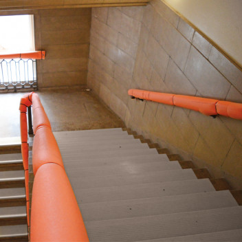 Stair Tread Protector Recycled PVC 210mm x 1500mm (20)